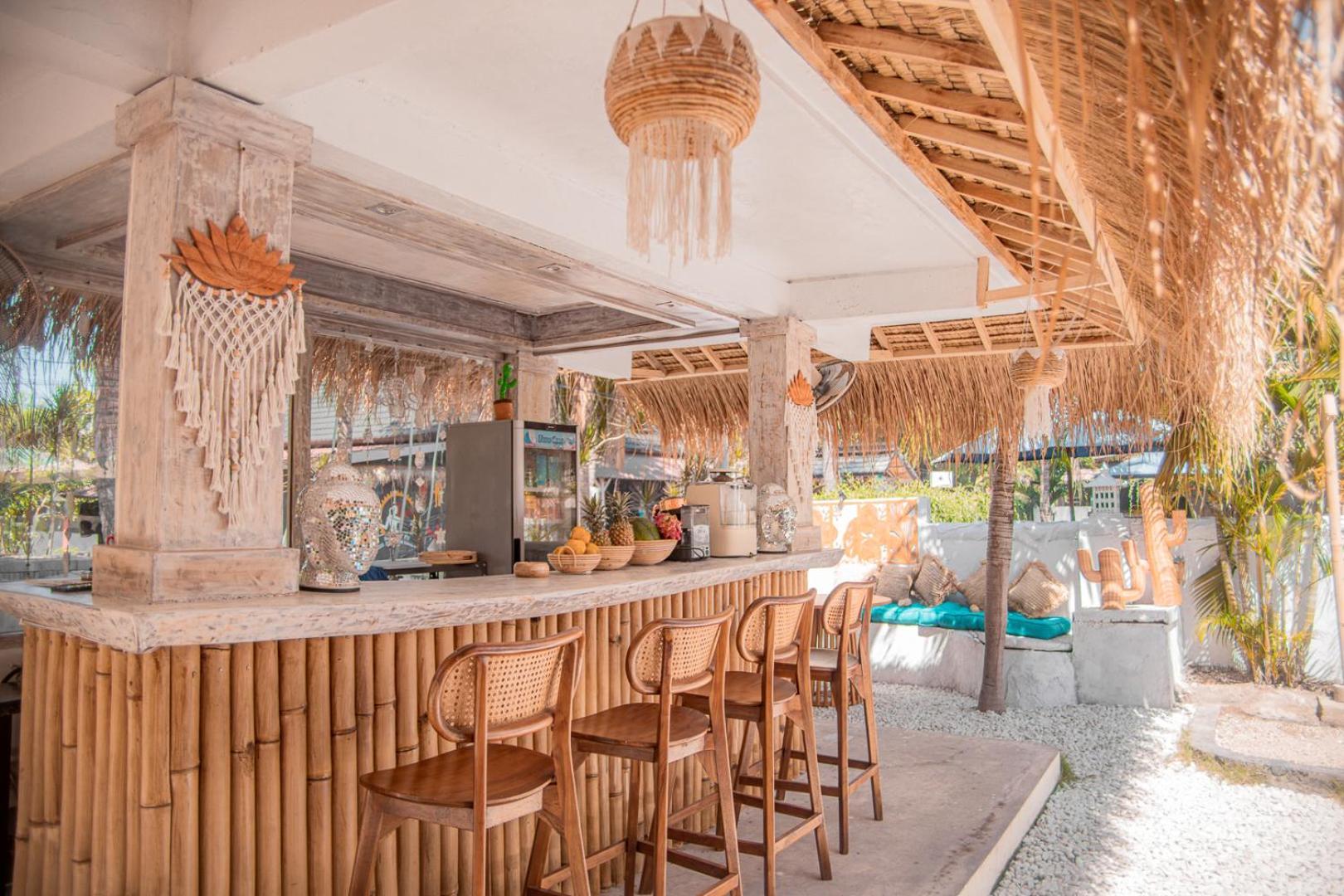 Color Cottage Gili Air Buitenkant foto